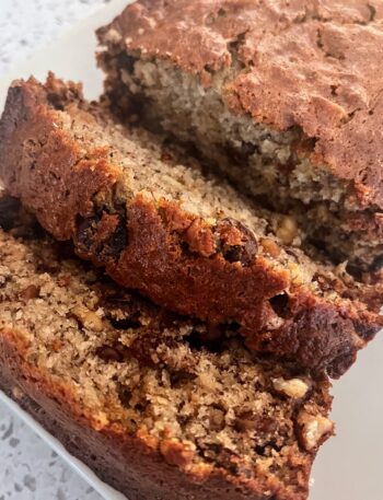 freshly baked banana bread